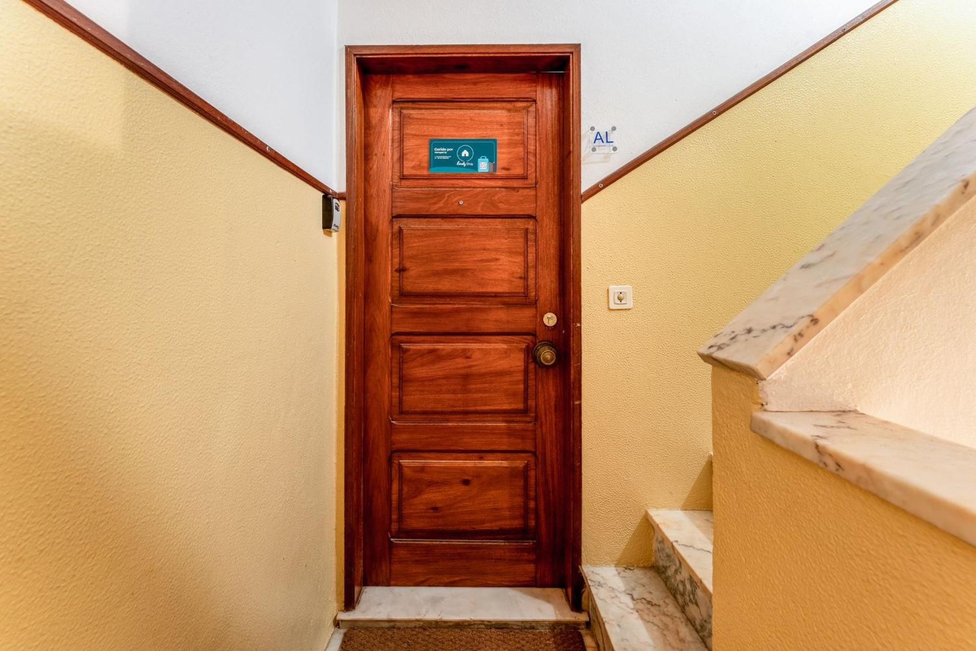 Comfy Flat W/ Rooftop Beach View By Lovelystay Burgau Exterior foto