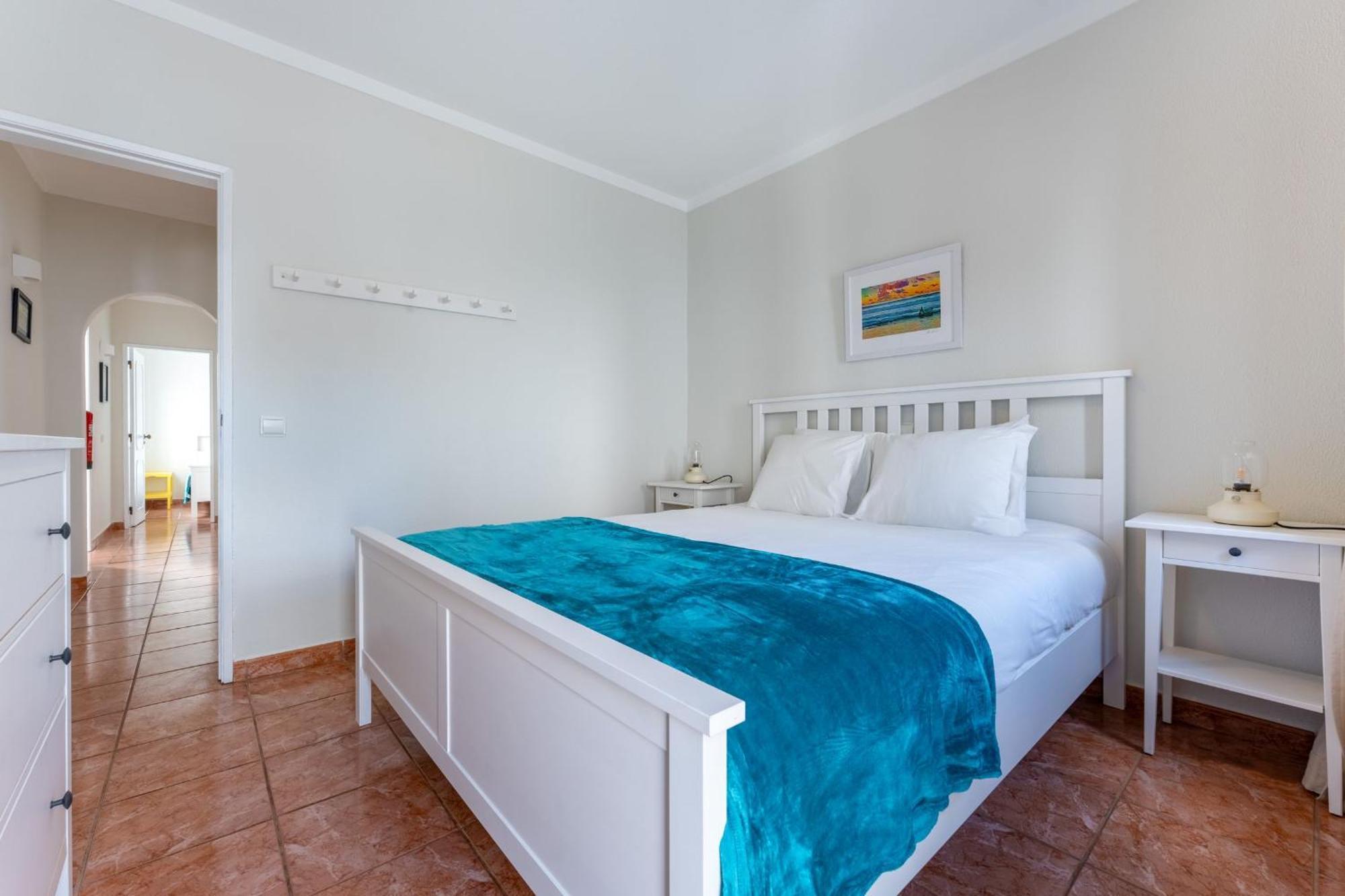 Comfy Flat W/ Rooftop Beach View By Lovelystay Burgau Exterior foto